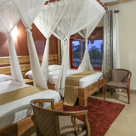Pakuba Safari Lodge Nwoya Eksteriør billede